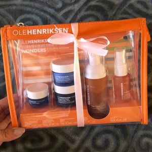 ✨NEW✨ OLEHENRIKSEN